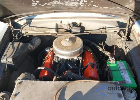 1960 Studebaker Lark z USA, uszkodzony, nr VIN 60SF412697